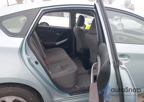 2014 Toyota Prius Three z USA, uszkodzony, nr VIN JTDKN3DU9E1754542